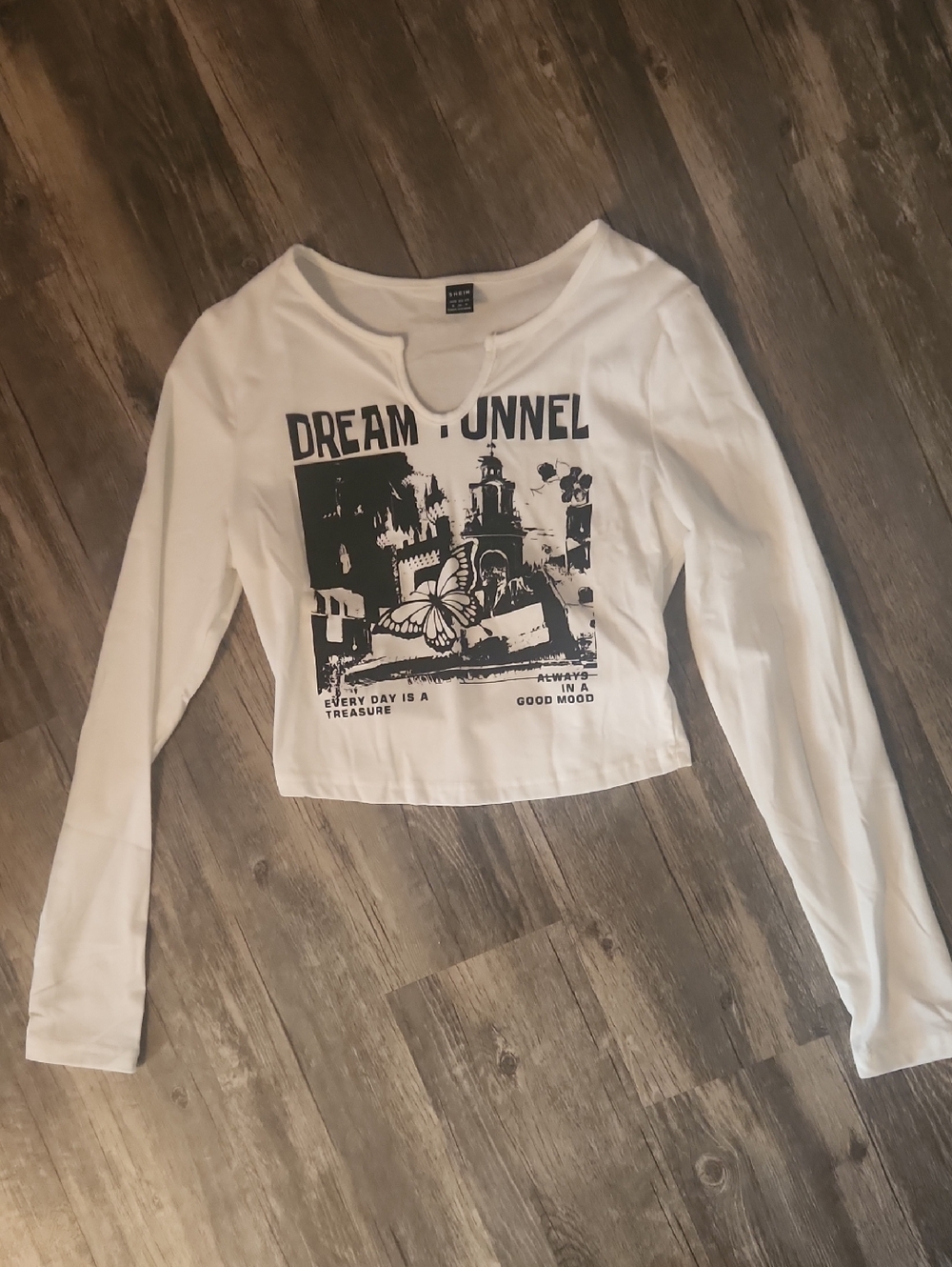 White Graphic Crop Long Sleeve "DREAM FUNNEL" Top